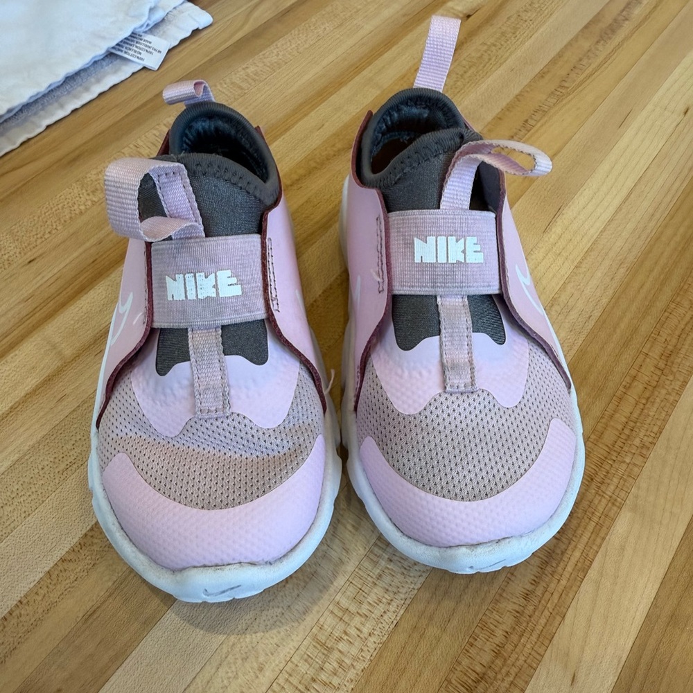 Nike Kids Light Pink Slip-On Sneakers - Picture 2 of 3